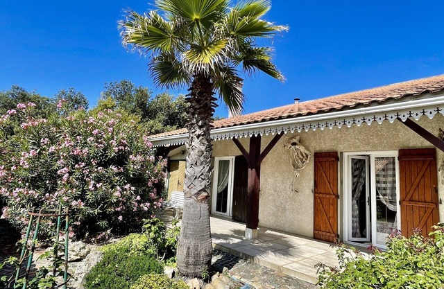 Gemütliches Haus mit schöner Terrasse - ganz strandnah!