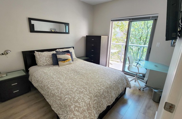 Ein Juwel im Herzen von Yaletown - Mit einem 750 Quadratfuß Privat Innenhof
