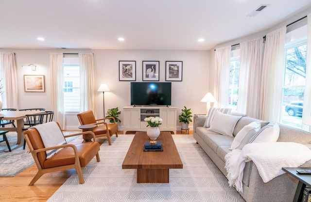 Gemstone: Family-friendly, Close to Yale & Downtown New Haven