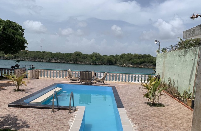 George's paradise 10 minutes from the beach and 2 minutes from excursions!