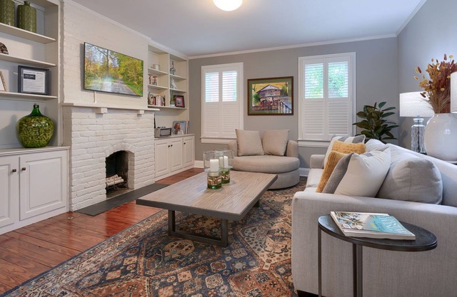 German Village at it's finest! Walk to Lindey's, Cento, Book Loft & much more!