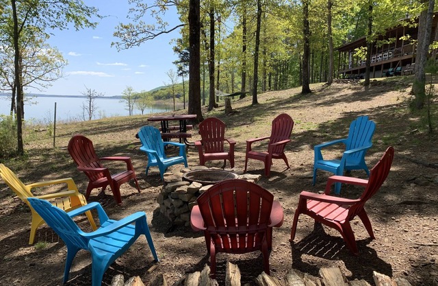 Wasserfront Log Home / 3250SQFT 150ft zu Wasser Pingpong / Foosball / Airhockey