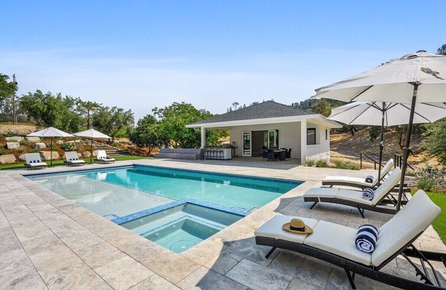 Geyserville Luxury Wine Country Estate