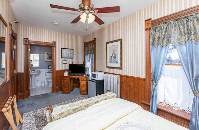 GH 7 · #7 Grant House- The Wilder Suite