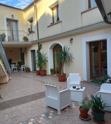 Giarranas House - Apartment with coutyard