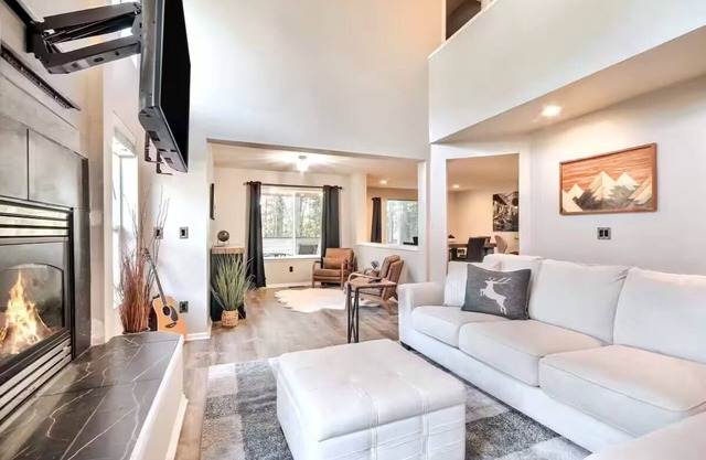 Gig-Harbor Modern Retreat