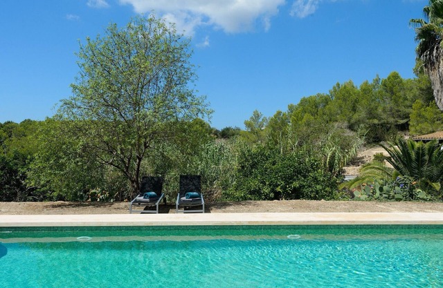 GILBERT Villa. Ibiza. Wunderschönes renoviertes Anwesen in einer sehr ruhigen Gegend