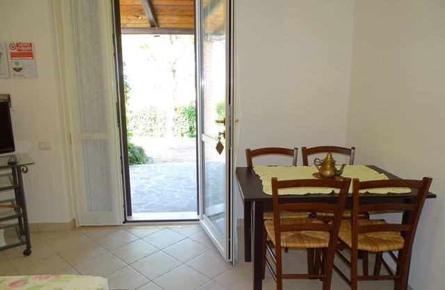 Ginepro Wohnung in einem Ferienhaus mit Park und Pool