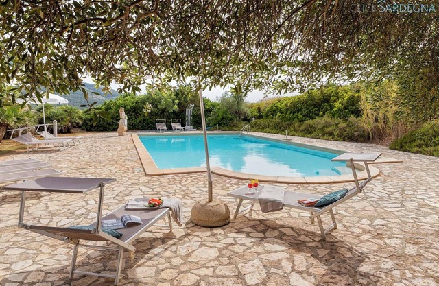 Ginestre Ferienhaus mit Pool im Naturpark