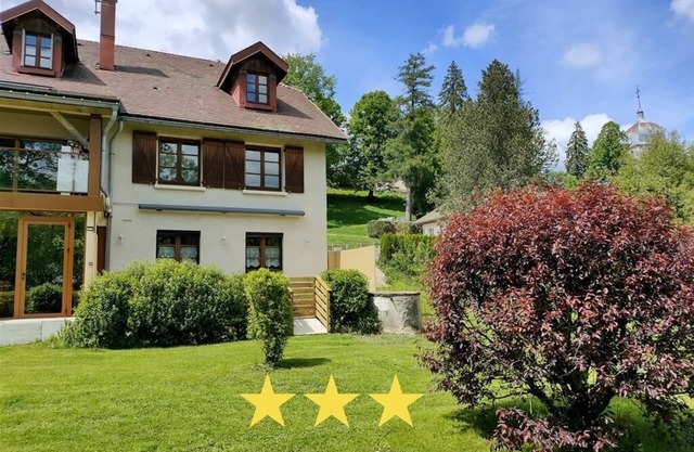 Ferienhaus Nr. 829 du Haut-Jura mit Spa und Sauna, klassifiziert 3 Ähren bei Gîtes de France