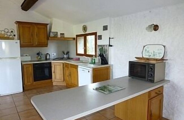 Ferienhaus mit privatem Pool und Blick auf die Weinberge am Canal du Midi