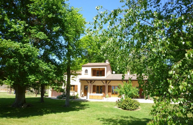 Großes Haus mit Massage SPA in einem