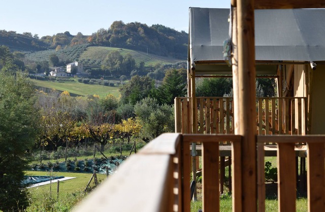 Glamping in Luxus-Zelt