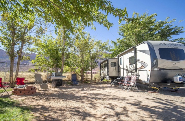 Glamping RV #64 - Fully Setup RV for Glamping #64
