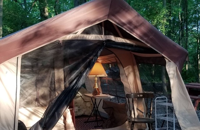 Glamping Zelt im Wald