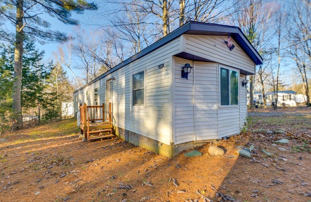 Glenburn Getaway Near Orchards & Penobscot River