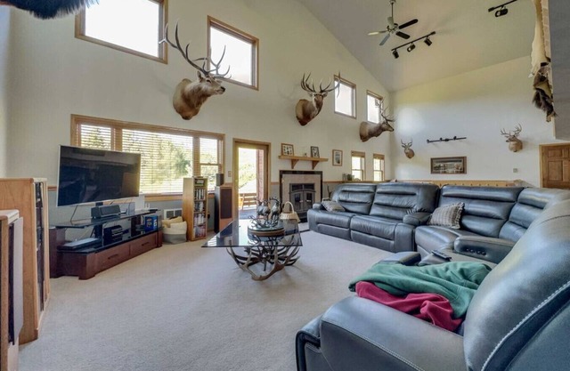 Glenrock Outdoor Cabin | Peaceful Scenic Retreat