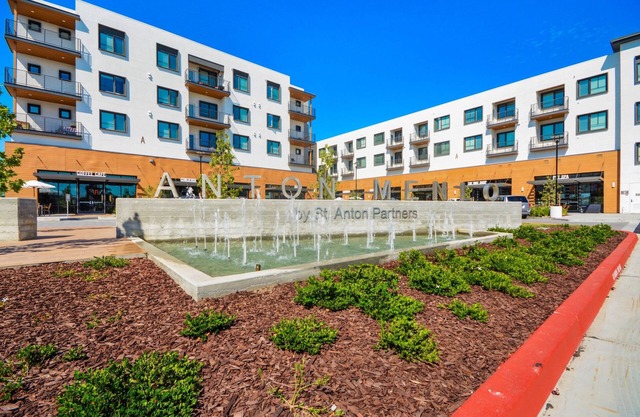 Global Luxury Suites in Menlo Park