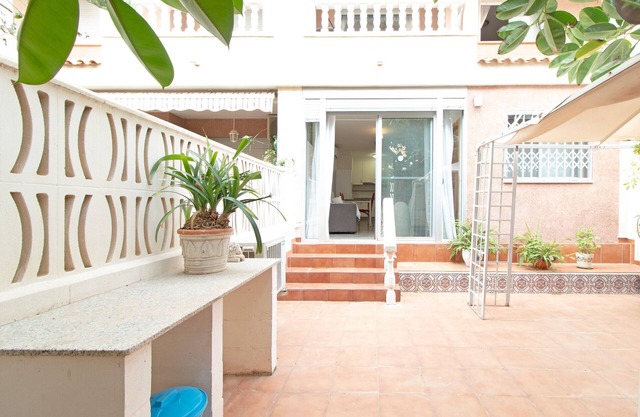 Global Properties: 2 bedroom apartment in Canet d'en Berenguer