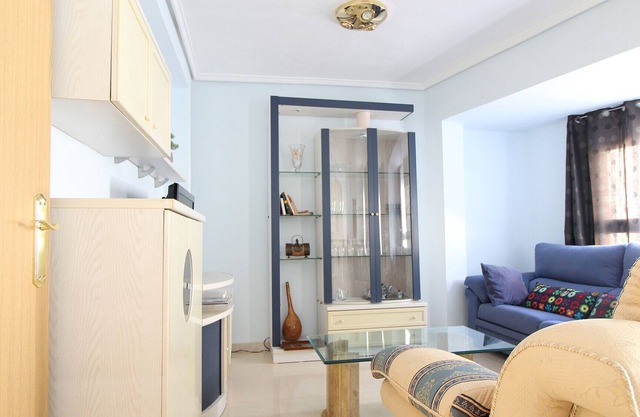 Global Properties: Central apartment in Puerto de Sagunto