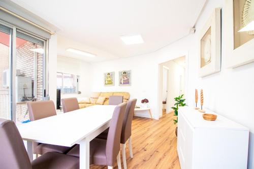 Global Properties, Vivienda centrica de 4 habitaciones