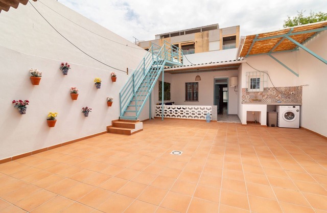 "Global Properties: Mediterranean Style Home in Moncofar