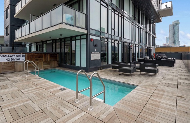 GLOBALSTAY. Downtown Calgary Apartments. Free parking