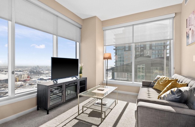 GLOBALSTAY. Modern Downtown Condos. Free parking
