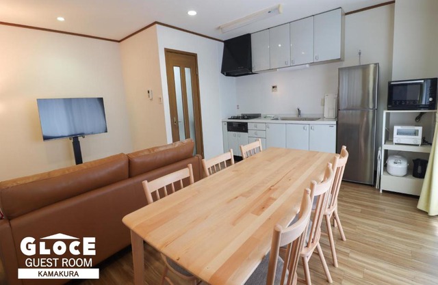 GLOCE 鎌倉 若宮大路House お部屋から江ノ電ビューを独り占め 鎌倉駅から徒歩3分