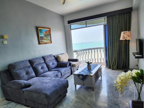 Glory Beach Resort 7+2 PAX Seaview Suite