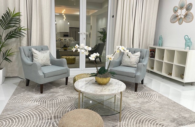 Glory Shores - Beautiful 2 Bedroom Beach Haven