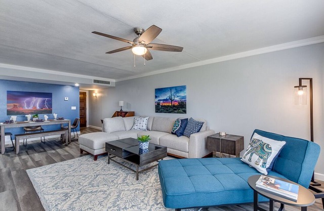 Atemberaubende Aussicht auf Golf und Wasser mit großer Terrasse! Biltmore Terrasse!