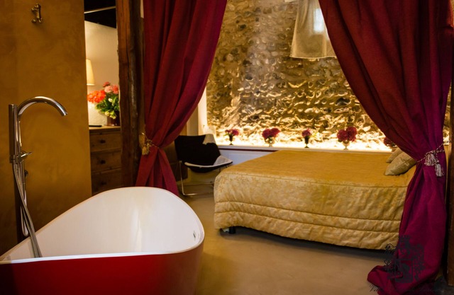 Gold Suite con Vasca da Bagno in Camera Nelle Colline del Prosecco