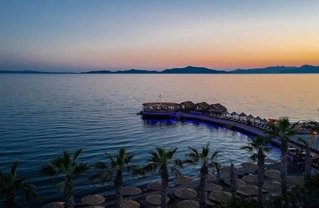 Golden Beach Resort & Spa