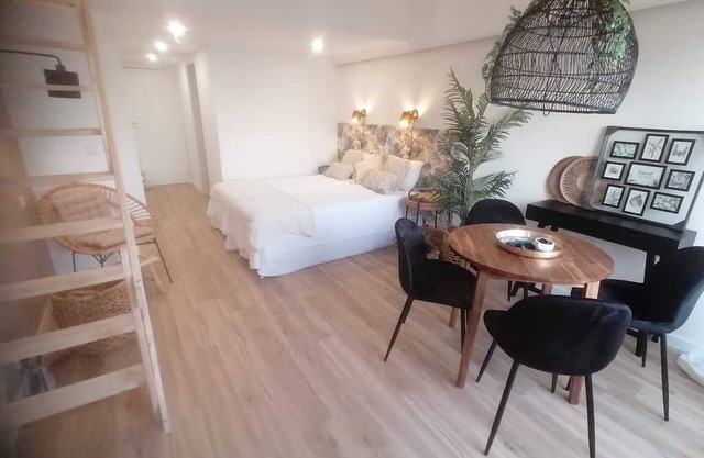 Golden Club - T0 + 1 Duplex Meerblick (4 Personen)