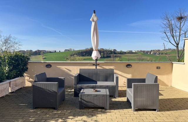 Golden Hills Farmhouse in Monferrato
