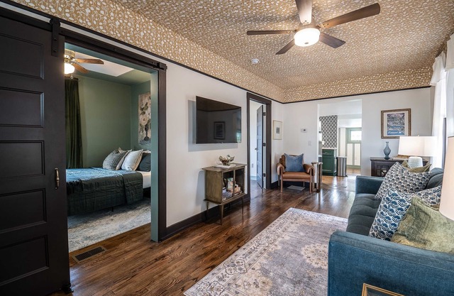 Golden Lilly Historic Retreat