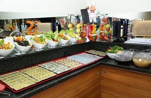 Golden Lounge Hotel