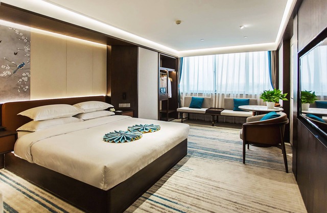 Golden Port Hotel