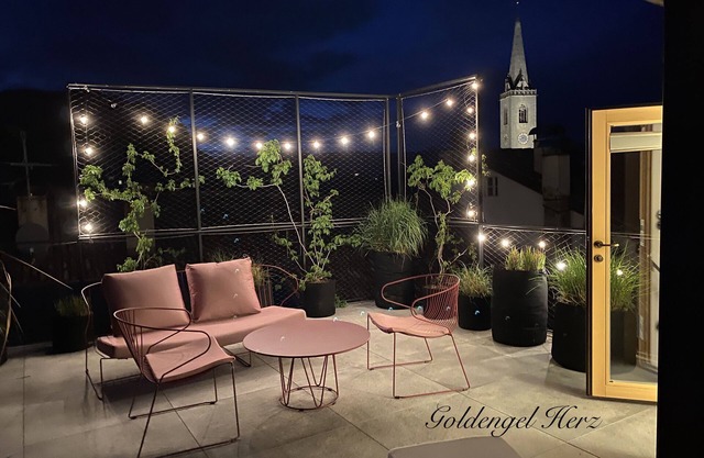 Traumferienwohnung im Ortskern von Kaltern Wlan, Klima, Dachterrasse