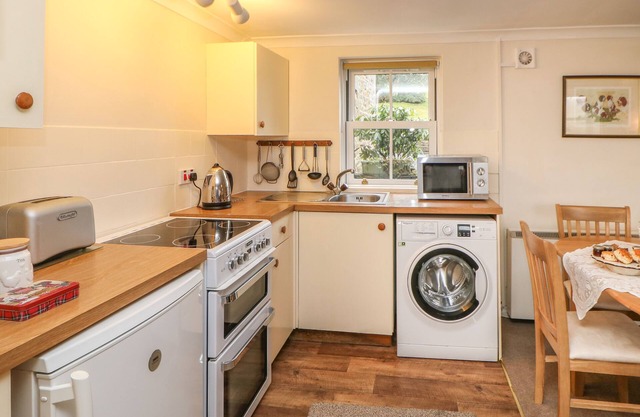 Goldsborough Cottage