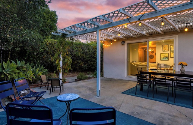 Goleta Getaway by AvantStay | Private Backyard, 1.5mi to the Beach!
