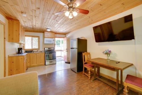 Golf and Hike Cobb Mountain Cabin in Scenic Forest!