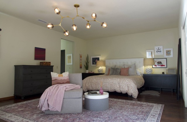 Golf Course Access Home in Downtown Ojai with Fine Art & Pro Interior Design.