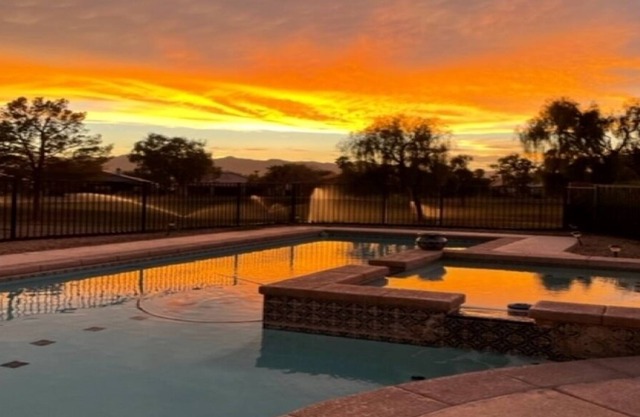 Golf course dream pool and spa home