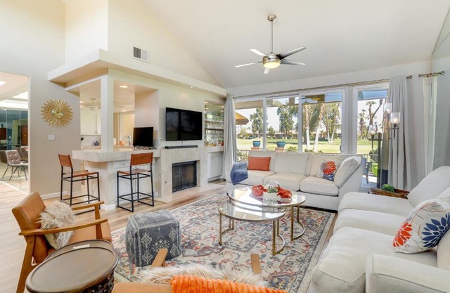 Golf Course, Pool Access Palm Desert Condo!