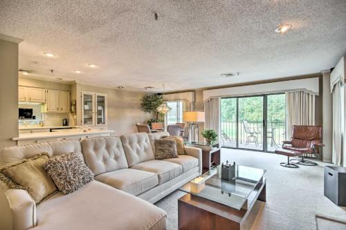 Golf Course Views Luxe Monkey Island Condo