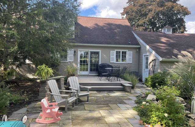 Golf Enthusiasts. Stay in beautiful peaceful home! Available May 17- May 21 2023