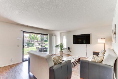 Golf, Hike and Relax Cathedral City Condo