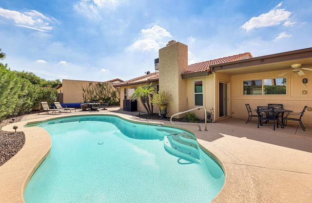 Golf, Swim & Grill: Snowbird’s Escape in Sun Lakes